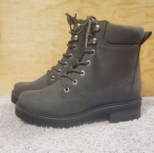 Women's combat boot